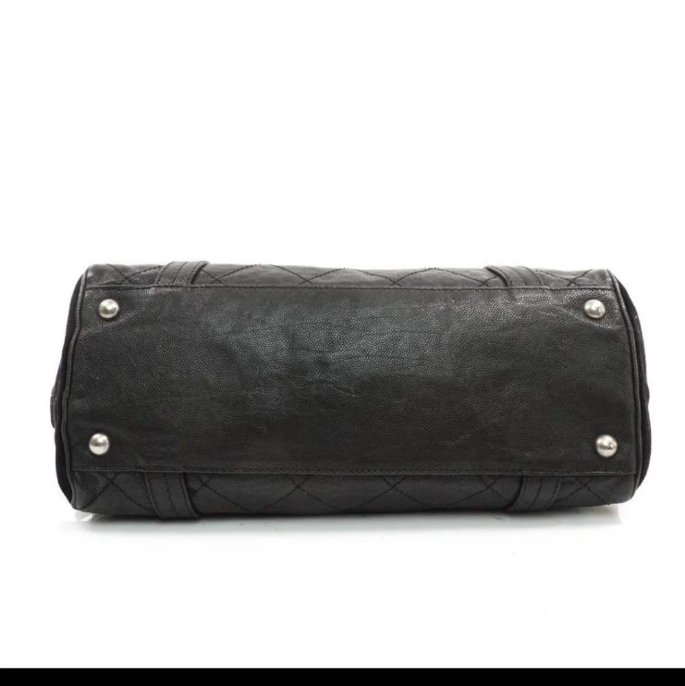 💎CHANEL Large Quilted Black Leather Shoulder bag - Picture 6 of 15